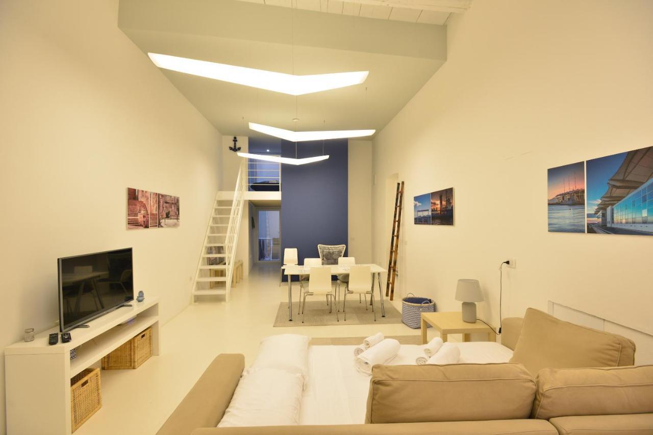 Izzhome Loft 84 Кальяри Экстерьер фото